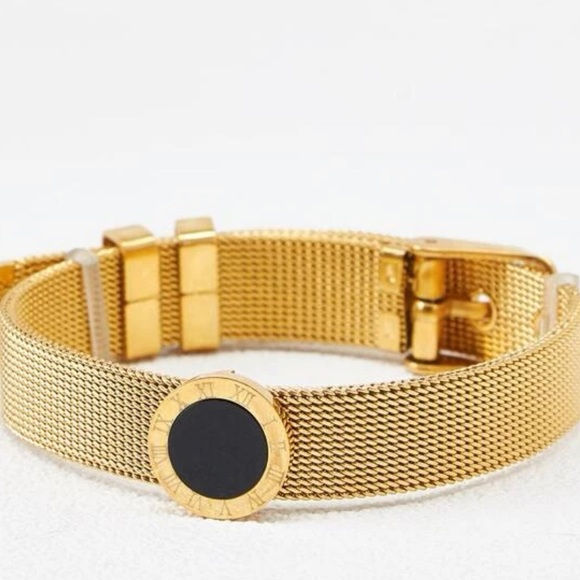 Roman Number Gold Bracelet - Picture 3 of 6